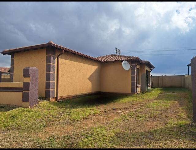 3 BEDROOM HOUSE SOLD IN SHARON PARK